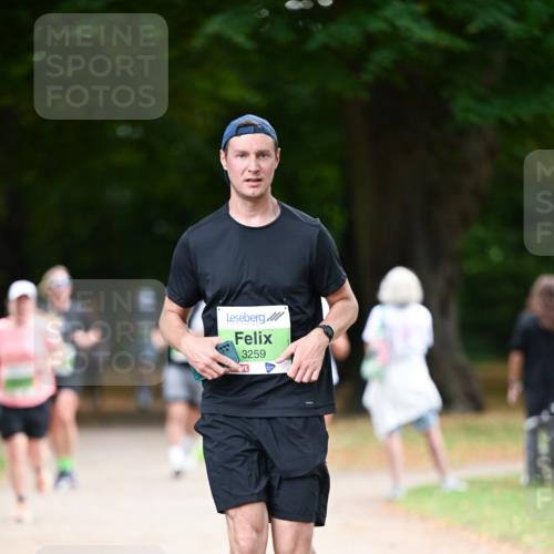 31.08.2025 - 21. Blankeneser Heldenlauf Dr. Thomas Lammeyer http://msf.ph/oto/8636658 31.08.2025 10:44:58 Laufen 3259 meine-sportfotos.de