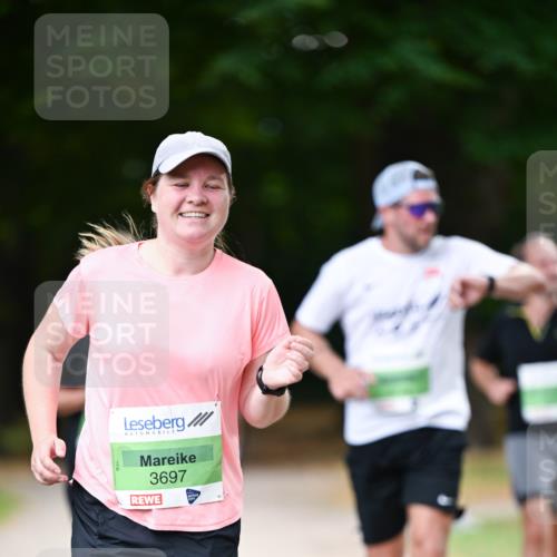 31.08.2025 - 21. Blankeneser Heldenlauf Dr. Thomas Lammeyer http://msf.ph/oto/8636684 31.08.2025 10:45:05 Laufen 3697 meine-sportfotos.de