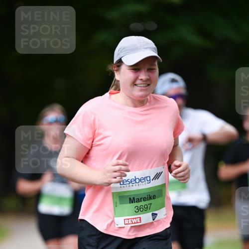 31.08.2025 - 21. Blankeneser Heldenlauf Dr. Thomas Lammeyer http://msf.ph/oto/8636687 31.08.2025 10:45:05 Laufen 3697 meine-sportfotos.de