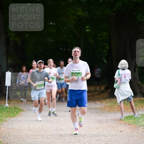 31.08.2025 - 21. Blankeneser Heldenlauf Dr. Thomas Lammeyer http://msf.ph/oto/8636702 31.08.2025 10:45:08 Laufen 3274 meine-sportfotos.de
