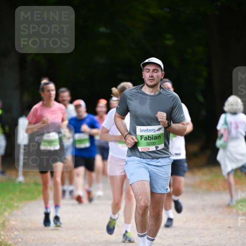 31.08.2025 - 21. Blankeneser Heldenlauf Dr. Thomas Lammeyer http://msf.ph/oto/8636716 31.08.2025 10:45:13 Laufen 3200 meine-sportfotos.de