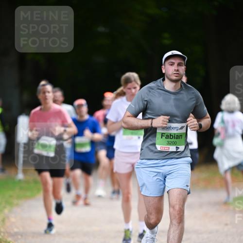 31.08.2025 - 21. Blankeneser Heldenlauf Dr. Thomas Lammeyer http://msf.ph/oto/8636720 31.08.2025 10:45:13 Laufen 3200 meine-sportfotos.de