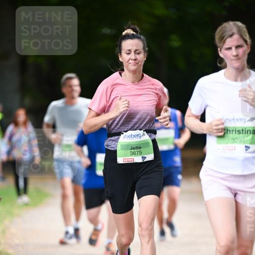 31.08.2025 - 21. Blankeneser Heldenlauf Dr. Thomas Lammeyer http://msf.ph/oto/8636735 31.08.2025 10:45:17 Laufen 3675, 3297 meine-sportfotos.de
