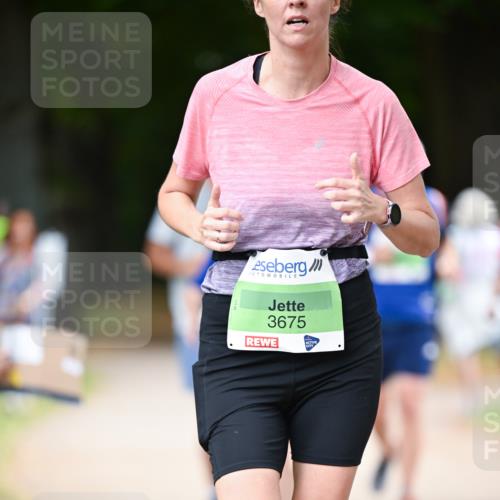 31.08.2025 - 21. Blankeneser Heldenlauf Dr. Thomas Lammeyer http://msf.ph/oto/8636741 31.08.2025 10:45:18 Laufen 3675 meine-sportfotos.de