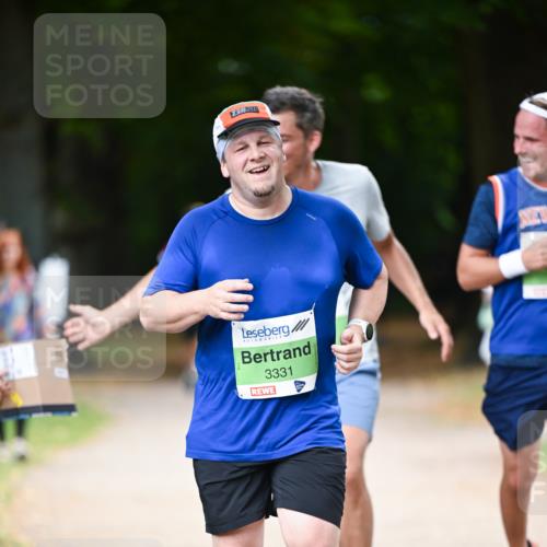 31.08.2025 - 21. Blankeneser Heldenlauf Dr. Thomas Lammeyer http://msf.ph/oto/8636747 31.08.2025 10:45:20 Laufen 3331 meine-sportfotos.de