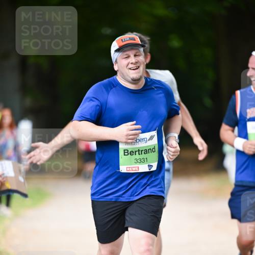 31.08.2025 - 21. Blankeneser Heldenlauf Dr. Thomas Lammeyer http://msf.ph/oto/8636748 31.08.2025 10:45:20 Laufen 3, 3331 meine-sportfotos.de