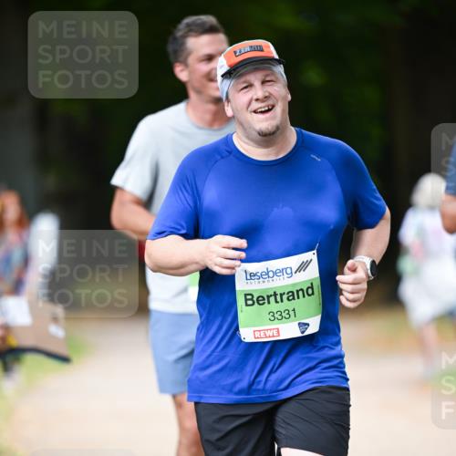 31.08.2025 - 21. Blankeneser Heldenlauf Dr. Thomas Lammeyer http://msf.ph/oto/8636752 31.08.2025 10:45:20 Laufen 3331 meine-sportfotos.de