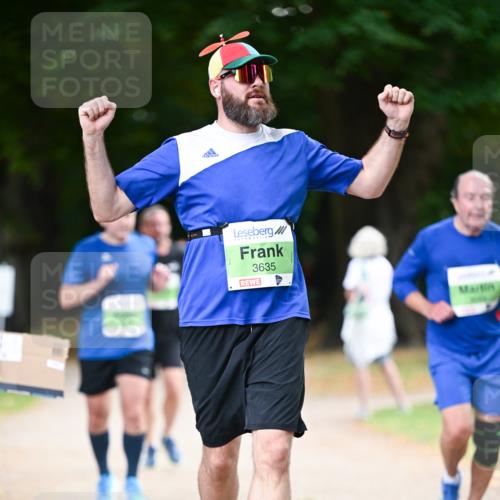 31.08.2025 - 21. Blankeneser Heldenlauf Dr. Thomas Lammeyer http://msf.ph/oto/8636772 31.08.2025 10:45:38 Laufen 3635 meine-sportfotos.de