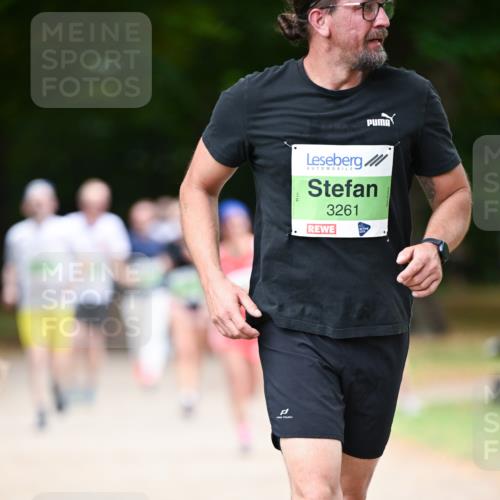 31.08.2025 - 21. Blankeneser Heldenlauf Dr. Thomas Lammeyer http://msf.ph/oto/8636790 31.08.2025 10:45:43 Laufen 3261 meine-sportfotos.de