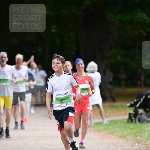 31.08.2025 - 21. Blankeneser Heldenlauf Dr. Thomas Lammeyer http://msf.ph/oto/8636794 31.08.2025 10:45:45 Laufen 3681 meine-sportfotos.de