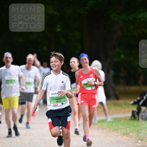 31.08.2025 - 21. Blankeneser Heldenlauf Dr. Thomas Lammeyer http://msf.ph/oto/8636796 31.08.2025 10:45:45 Laufen 3681 meine-sportfotos.de