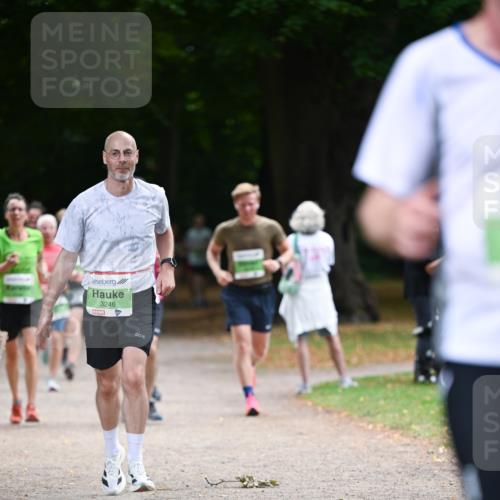 31.08.2025 - 21. Blankeneser Heldenlauf Dr. Thomas Lammeyer http://msf.ph/oto/8636830 31.08.2025 10:45:53 Laufen 3246 meine-sportfotos.de