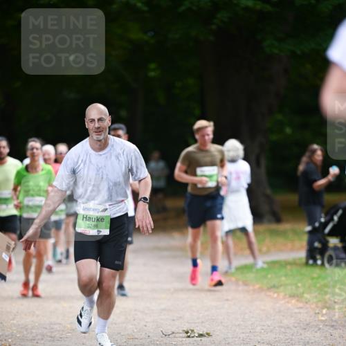 31.08.2025 - 21. Blankeneser Heldenlauf Dr. Thomas Lammeyer http://msf.ph/oto/8636832 31.08.2025 10:45:53 Laufen 3246 meine-sportfotos.de