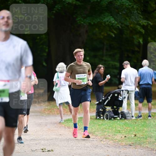 31.08.2025 - 21. Blankeneser Heldenlauf Dr. Thomas Lammeyer http://msf.ph/oto/8636839 31.08.2025 10:45:55 Laufen 75 meine-sportfotos.de