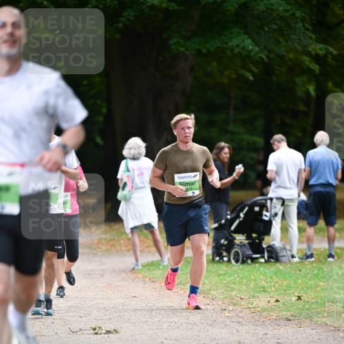 31.08.2025 - 21. Blankeneser Heldenlauf Dr. Thomas Lammeyer http://msf.ph/oto/8636840 31.08.2025 10:45:55 Laufen 375 meine-sportfotos.de