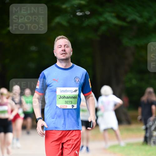 31.08.2025 - 21. Blankeneser Heldenlauf Dr. Thomas Lammeyer http://msf.ph/oto/8636903 31.08.2025 10:46:08 Laufen 3273 meine-sportfotos.de