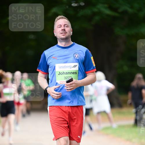 31.08.2025 - 21. Blankeneser Heldenlauf Dr. Thomas Lammeyer http://msf.ph/oto/8636905 31.08.2025 10:46:09 Laufen 3272 meine-sportfotos.de