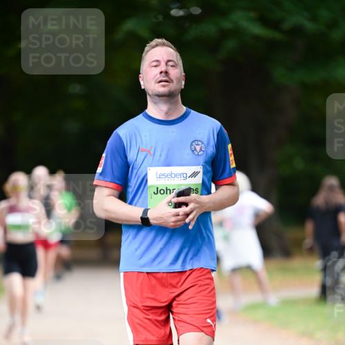 31.08.2025 - 21. Blankeneser Heldenlauf Dr. Thomas Lammeyer http://msf.ph/oto/8636906 31.08.2025 10:46:09 Laufen 01 meine-sportfotos.de