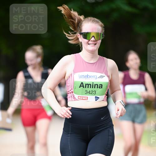 31.08.2025 - 21. Blankeneser Heldenlauf Dr. Thomas Lammeyer http://msf.ph/oto/8636918 31.08.2025 10:46:15 Laufen 3423 meine-sportfotos.de