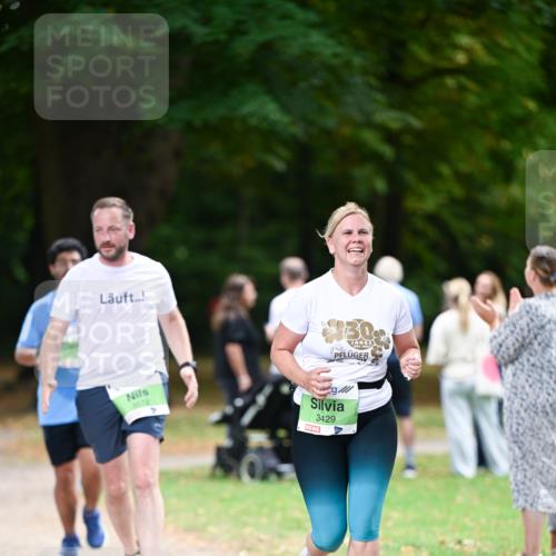 31.08.2025 - 21. Blankeneser Heldenlauf Dr. Thomas Lammeyer http://msf.ph/oto/8636951 31.08.2025 10:46:22 Laufen 3572, 30, 9, 1, 3429 meine-sportfotos.de