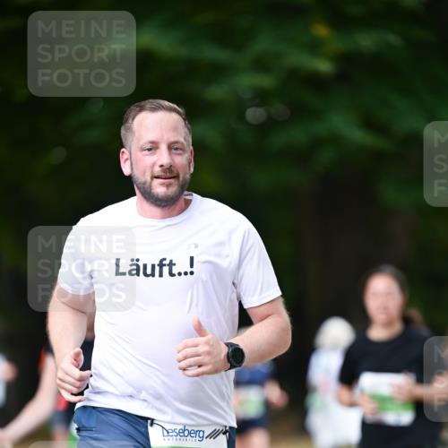 31.08.2025 - 21. Blankeneser Heldenlauf Dr. Thomas Lammeyer http://msf.ph/oto/8636955 31.08.2025 10:46:25 Laufen 3572 meine-sportfotos.de