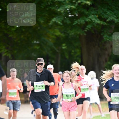 31.08.2025 - 21. Blankeneser Heldenlauf Dr. Thomas Lammeyer http://msf.ph/oto/8636971 31.08.2025 10:46:29 Laufen 3565, 3472, 3474 meine-sportfotos.de