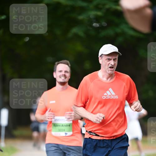 31.08.2025 - 21. Blankeneser Heldenlauf Dr. Thomas Lammeyer http://msf.ph/oto/8636992 31.08.2025 10:46:34 Laufen 3224 meine-sportfotos.de