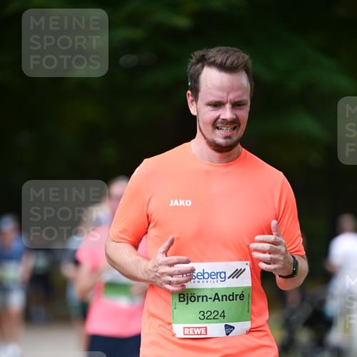 31.08.2025 - 21. Blankeneser Heldenlauf Dr. Thomas Lammeyer http://msf.ph/oto/8637003 31.08.2025 10:46:36 Laufen 3224 meine-sportfotos.de
