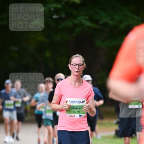 31.08.2025 - 21. Blankeneser Heldenlauf Dr. Thomas Lammeyer http://msf.ph/oto/8637007 31.08.2025 10:46:37 Laufen 3719 meine-sportfotos.de