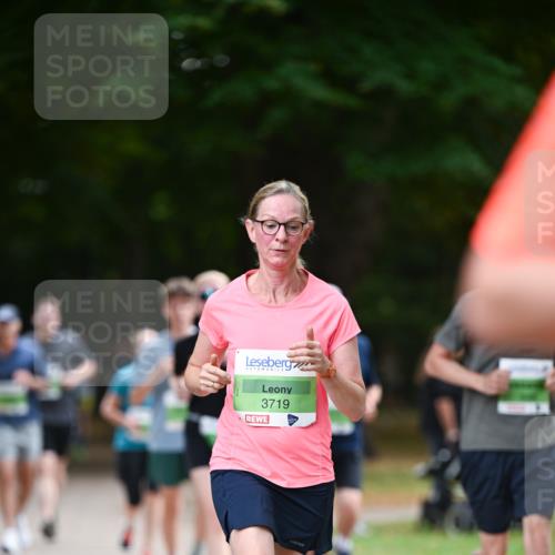 31.08.2025 - 21. Blankeneser Heldenlauf Dr. Thomas Lammeyer http://msf.ph/oto/8637008 31.08.2025 10:46:37 Laufen 3719 meine-sportfotos.de