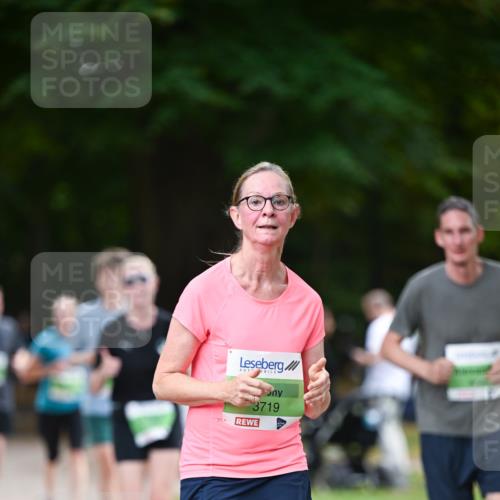 31.08.2025 - 21. Blankeneser Heldenlauf Dr. Thomas Lammeyer http://msf.ph/oto/8637012 31.08.2025 10:46:38 Laufen 3719 meine-sportfotos.de