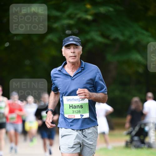 31.08.2025 - 21. Blankeneser Heldenlauf Dr. Thomas Lammeyer http://msf.ph/oto/8637041 31.08.2025 10:46:45 Laufen 3128 meine-sportfotos.de
