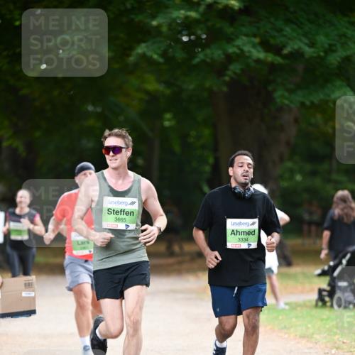31.08.2025 - 21. Blankeneser Heldenlauf Dr. Thomas Lammeyer http://msf.ph/oto/8637048 31.08.2025 10:46:48 Laufen 3665, 3334, 508 meine-sportfotos.de