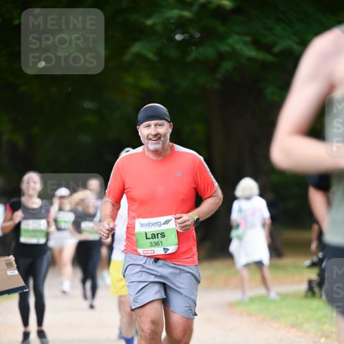 31.08.2025 - 21. Blankeneser Heldenlauf Dr. Thomas Lammeyer http://msf.ph/oto/8637064 31.08.2025 10:46:51 Laufen 3361 meine-sportfotos.de