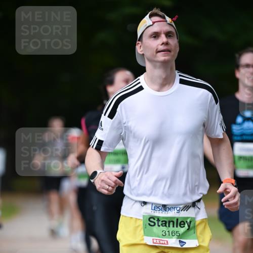31.08.2025 - 21. Blankeneser Heldenlauf Dr. Thomas Lammeyer http://msf.ph/oto/8637083 31.08.2025 10:46:55 Laufen 3165 meine-sportfotos.de