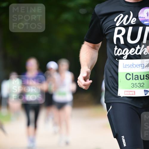 31.08.2025 - 21. Blankeneser Heldenlauf Dr. Thomas Lammeyer http://msf.ph/oto/8637112 31.08.2025 10:47:02 Laufen 3532 meine-sportfotos.de