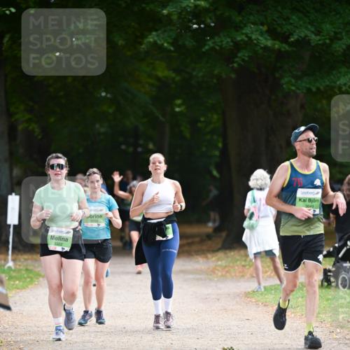 31.08.2025 - 21. Blankeneser Heldenlauf Dr. Thomas Lammeyer http://msf.ph/oto/8637133 31.08.2025 10:47:06 Laufen 3322, 3649, 3203 meine-sportfotos.de