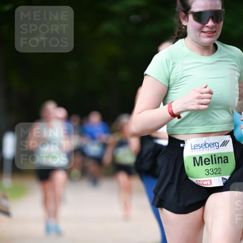 31.08.2025 - 21. Blankeneser Heldenlauf Dr. Thomas Lammeyer http://msf.ph/oto/8637157 31.08.2025 10:47:11 Laufen 3322 meine-sportfotos.de