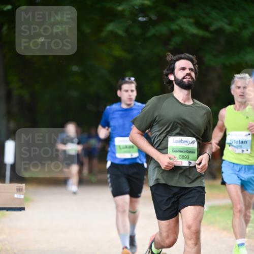 31.08.2025 - 21. Blankeneser Heldenlauf Dr. Thomas Lammeyer http://msf.ph/oto/8637209 31.08.2025 10:47:22 Laufen 3693, 9216 meine-sportfotos.de