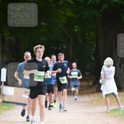 31.08.2025 - 21. Blankeneser Heldenlauf Dr. Thomas Lammeyer http://msf.ph/oto/8637234 31.08.2025 10:47:29 Laufen 3696 meine-sportfotos.de