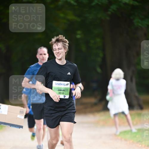 31.08.2025 - 21. Blankeneser Heldenlauf Dr. Thomas Lammeyer http://msf.ph/oto/8637242 31.08.2025 10:47:31 Laufen 3696 meine-sportfotos.de