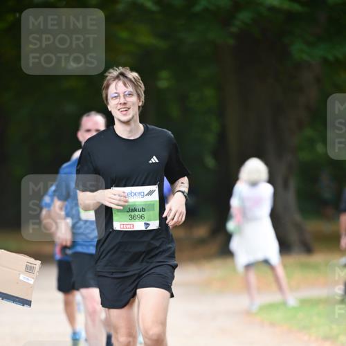 31.08.2025 - 21. Blankeneser Heldenlauf Dr. Thomas Lammeyer http://msf.ph/oto/8637246 31.08.2025 10:47:31 Laufen 3696 meine-sportfotos.de