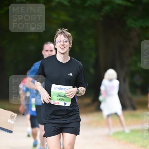 31.08.2025 - 21. Blankeneser Heldenlauf Dr. Thomas Lammeyer http://msf.ph/oto/8637248 31.08.2025 10:47:31 Laufen 3696 meine-sportfotos.de