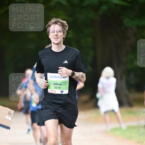 31.08.2025 - 21. Blankeneser Heldenlauf Dr. Thomas Lammeyer http://msf.ph/oto/8637249 31.08.2025 10:47:32 Laufen 3696 meine-sportfotos.de