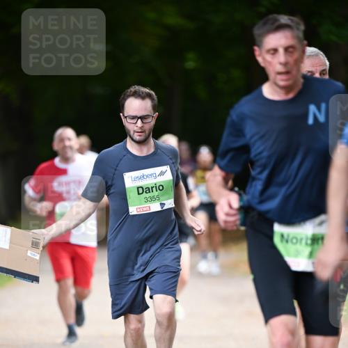31.08.2025 - 21. Blankeneser Heldenlauf Dr. Thomas Lammeyer http://msf.ph/oto/8637271 31.08.2025 10:47:36 Laufen 3355 meine-sportfotos.de
