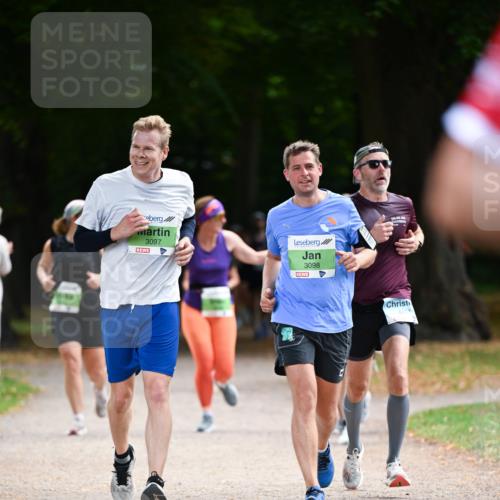 31.08.2025 - 21. Blankeneser Heldenlauf Dr. Thomas Lammeyer http://msf.ph/oto/8637303 31.08.2025 10:47:43 Laufen 3097, 3098 meine-sportfotos.de