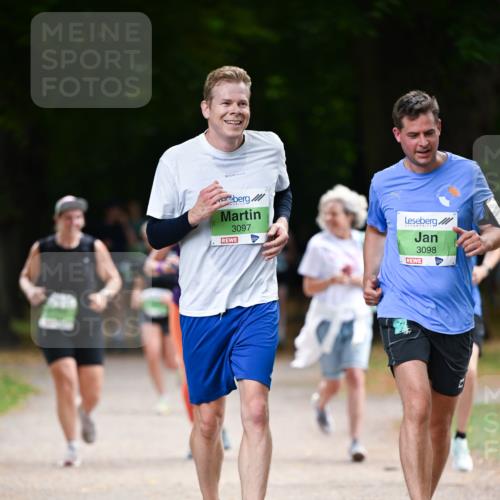 31.08.2025 - 21. Blankeneser Heldenlauf Dr. Thomas Lammeyer http://msf.ph/oto/8637312 31.08.2025 10:47:44 Laufen 3097, 3098 meine-sportfotos.de
