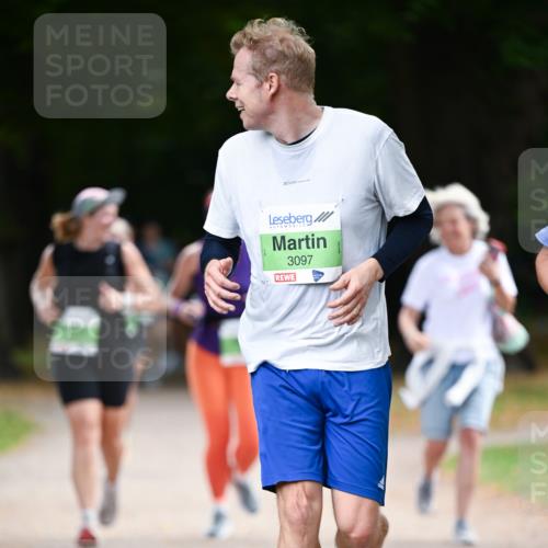 31.08.2025 - 21. Blankeneser Heldenlauf Dr. Thomas Lammeyer http://msf.ph/oto/8637322 31.08.2025 10:47:46 Laufen 3097 meine-sportfotos.de