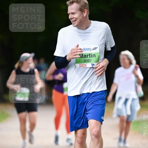 31.08.2025 - 21. Blankeneser Heldenlauf Dr. Thomas Lammeyer http://msf.ph/oto/8637323 31.08.2025 10:47:46 Laufen 3097 meine-sportfotos.de