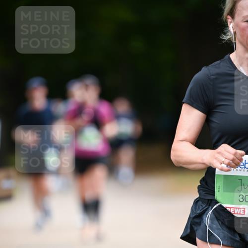 31.08.2025 - 21. Blankeneser Heldenlauf Dr. Thomas Lammeyer http://msf.ph/oto/8637361 31.08.2025 10:47:53 Laufen 30 meine-sportfotos.de